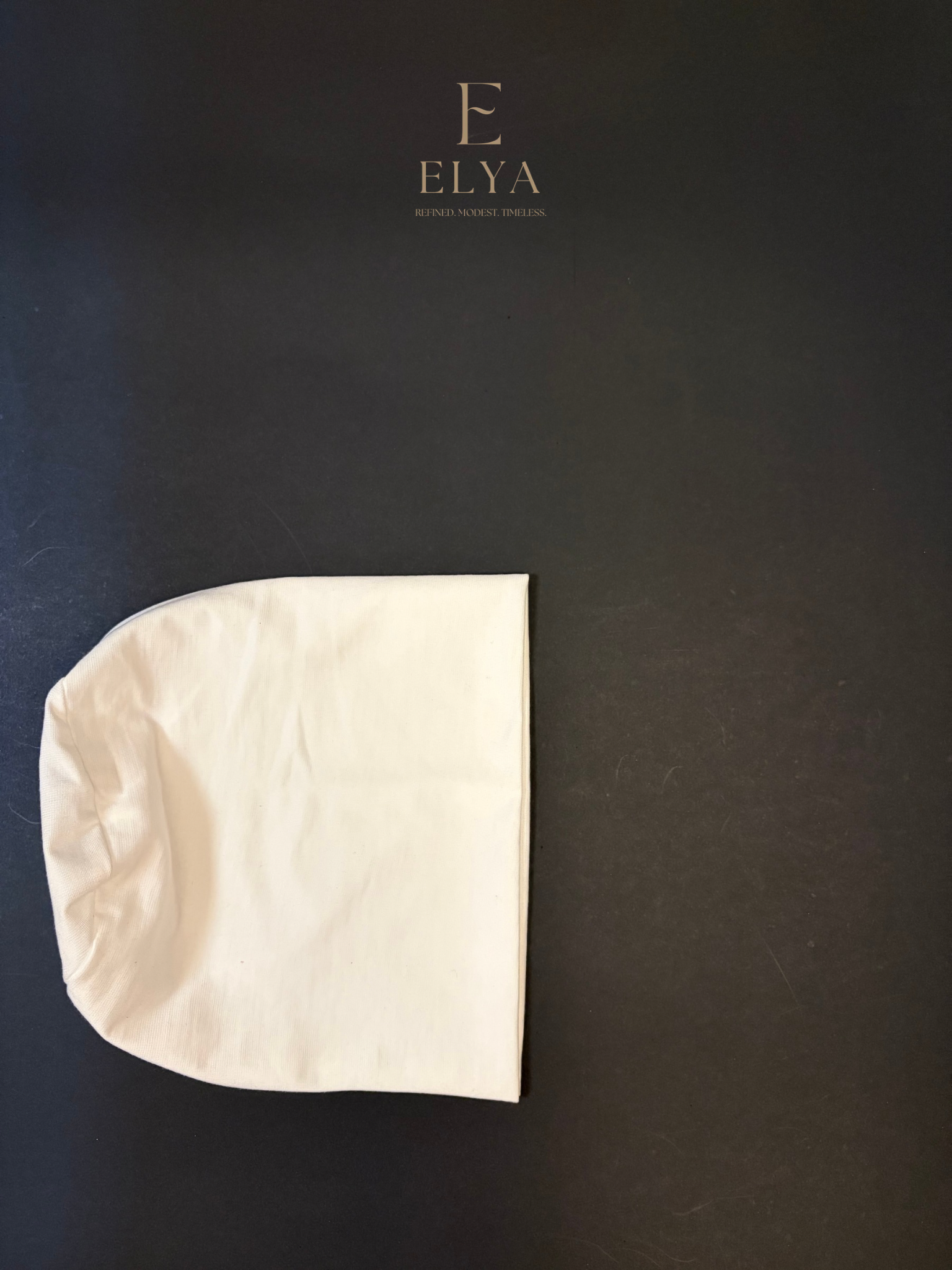No thread bonnet/ Off-white bandana