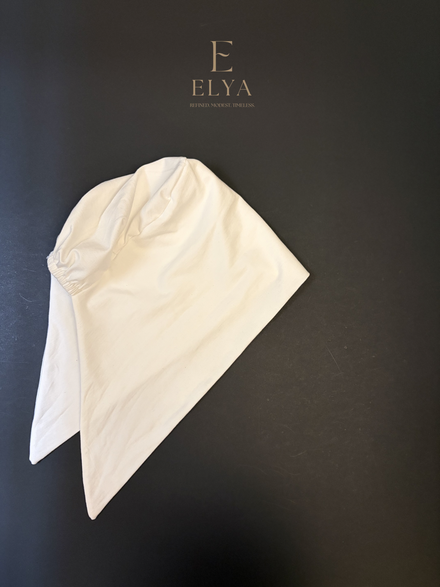 Open-end wrap bandana in off-white color